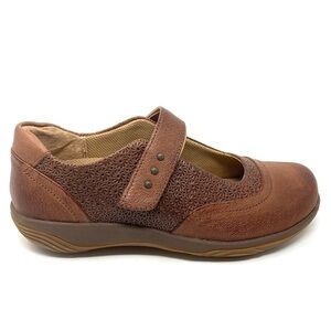 Hälsa Footwear Aloe Mary Jane Leather Brown Comfort Shoes WIDE